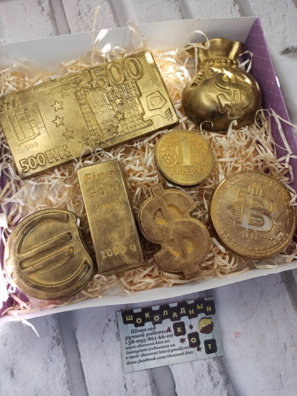 Набор шоколадных денежнх купюр и денежных знаков